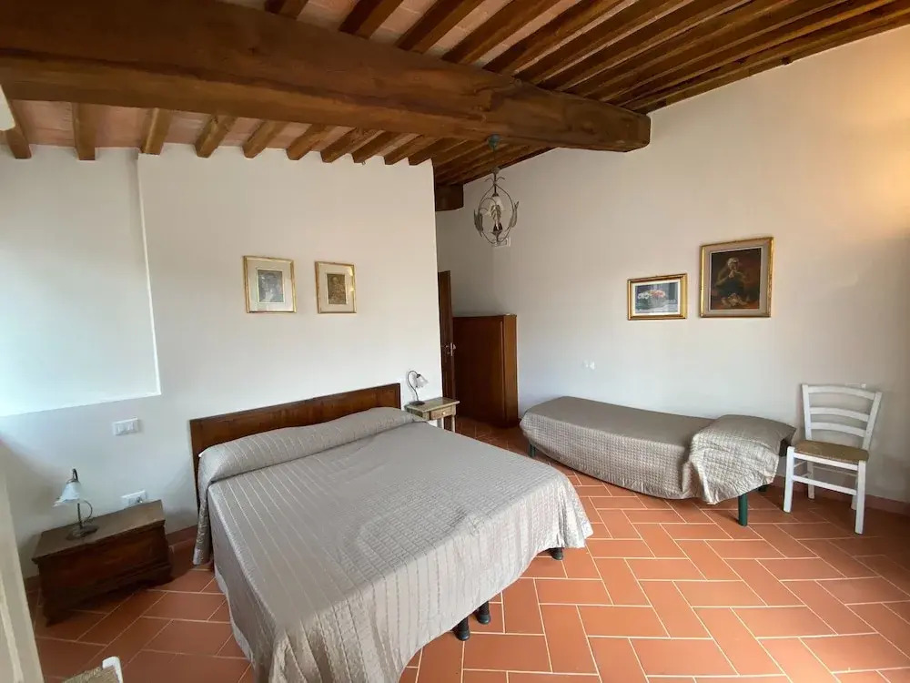 Farmhouse in Pisan Hills with Pool