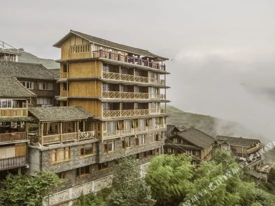 Longying Hotel