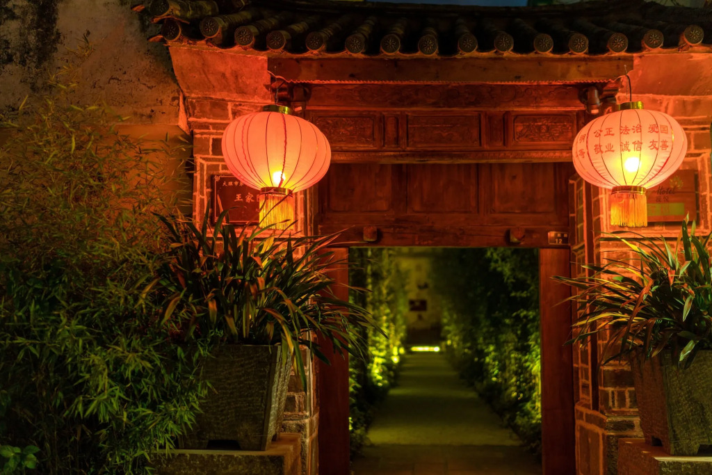 Dali Old Courtyard Boutique Inn