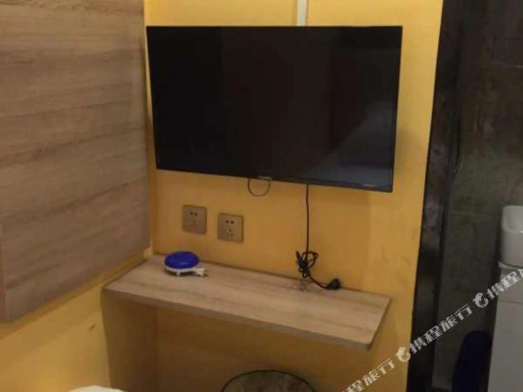 Super 8 Hotel Shungqiao store