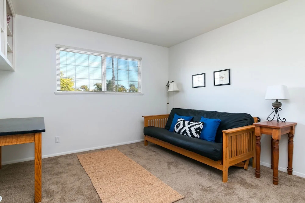 2142 Pierpont Home - 4 Br home by RedAwning