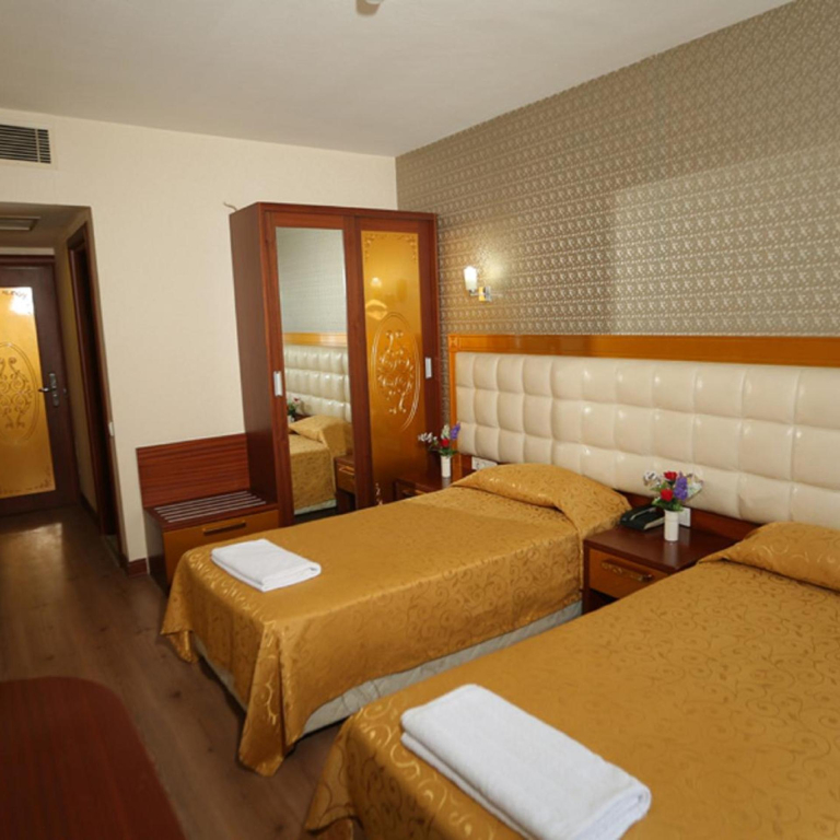 Kayalar Hotel