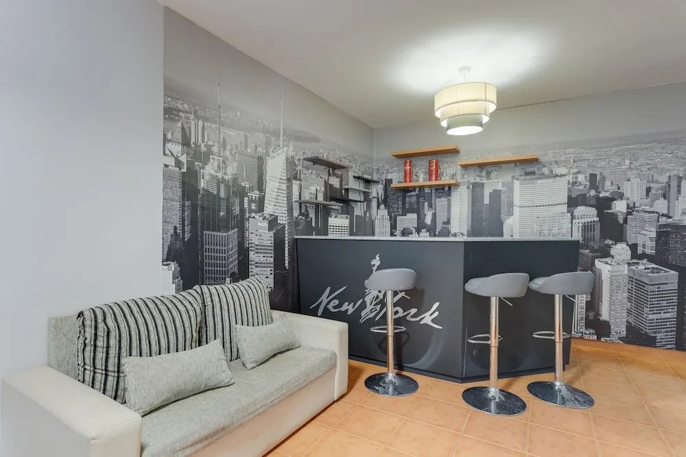 Casa Amarela With Heated Pool & Games Area