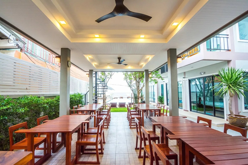 Baan Talay Namsai