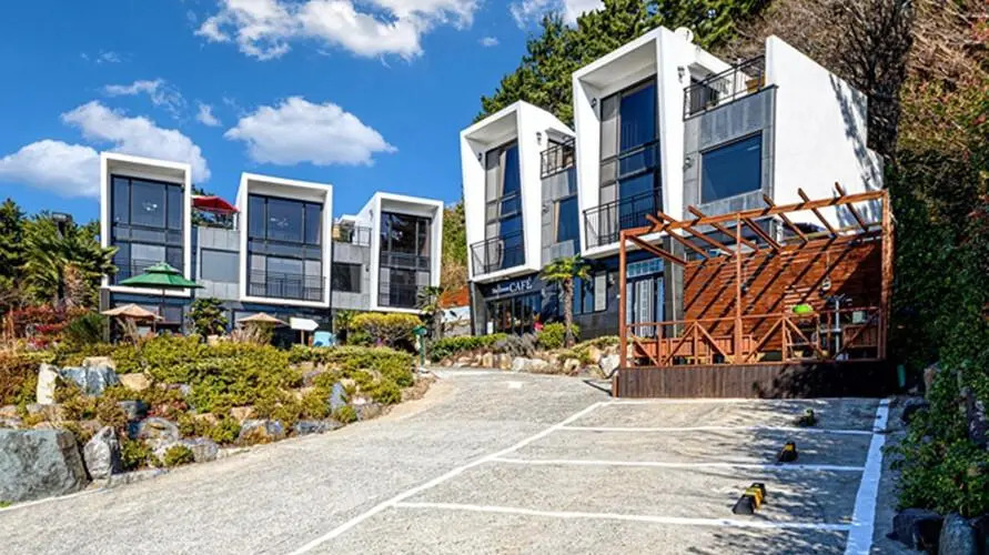 Geojae The Green Spa Pension