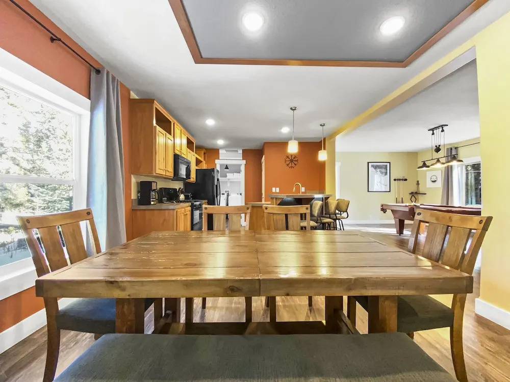 Skadi's Place 3 Bedroom Home by Redawning