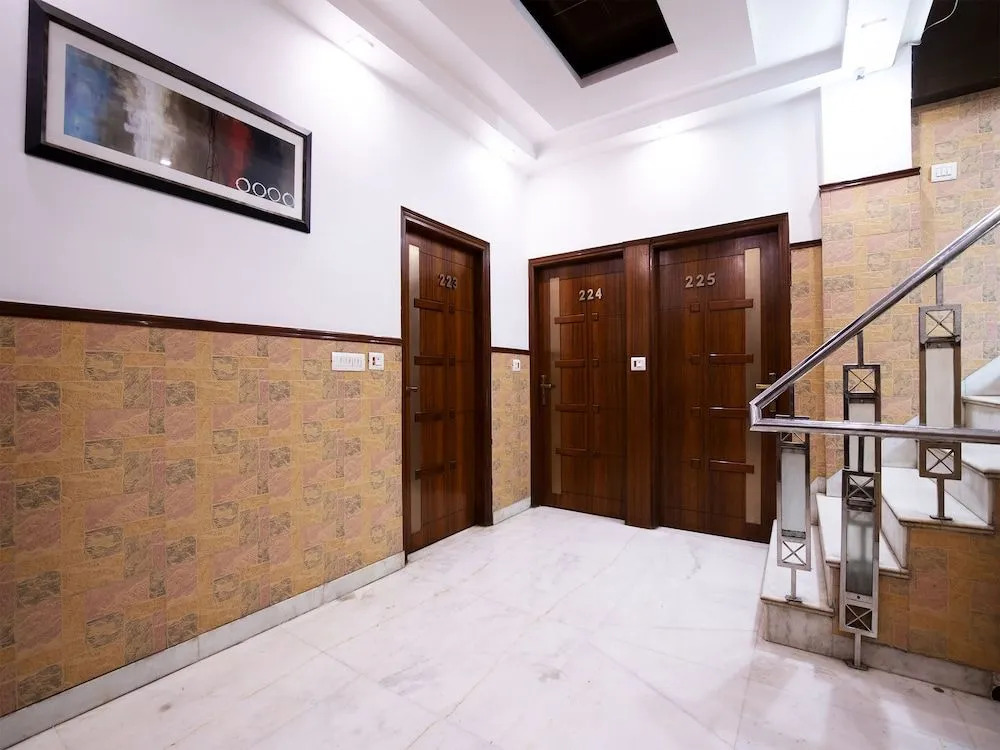 Capital O 312 Hotel Aster Inn