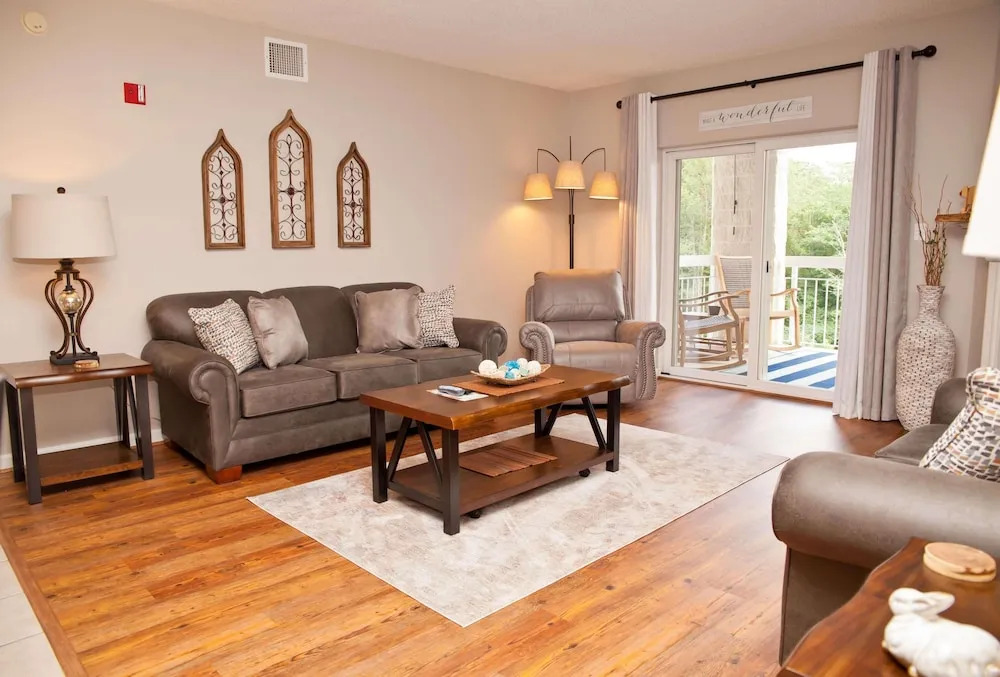 Whispering Pines 422