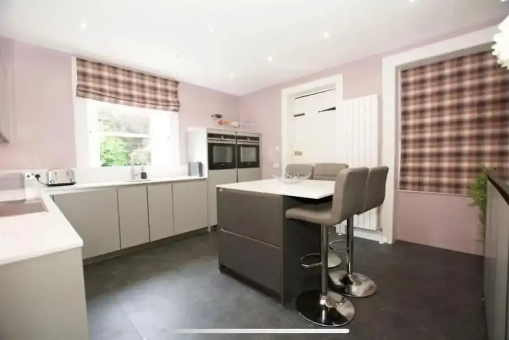 Burnock Lodge - Donnini Apartments