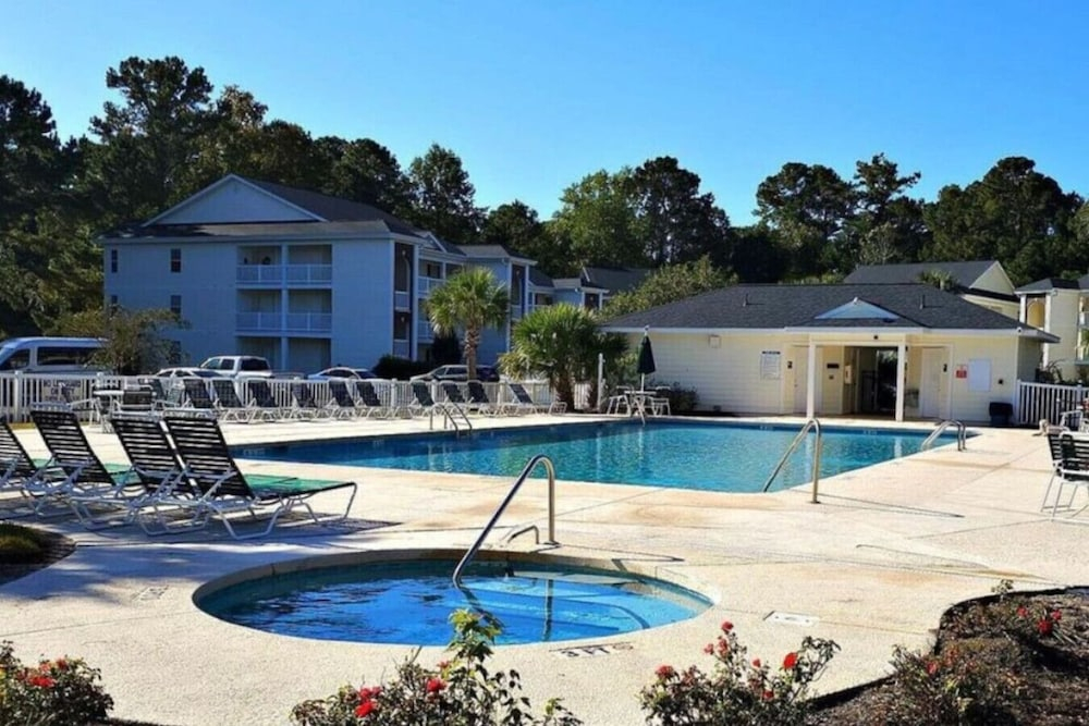 Hidden Haven by WT Golf Peaceful 2BR Condo