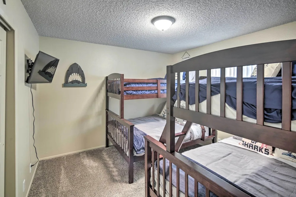 Sunny Home w/ Pool & Patio ~ 3 Miles to the Lake!