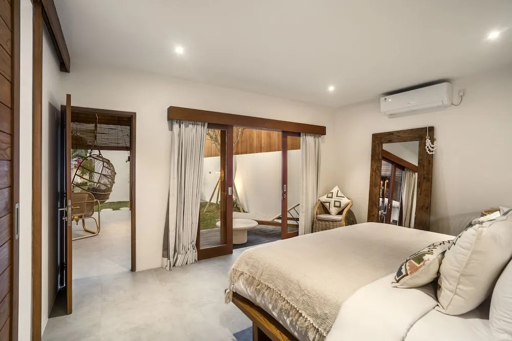 Villa Parasol by Alfred in Bali