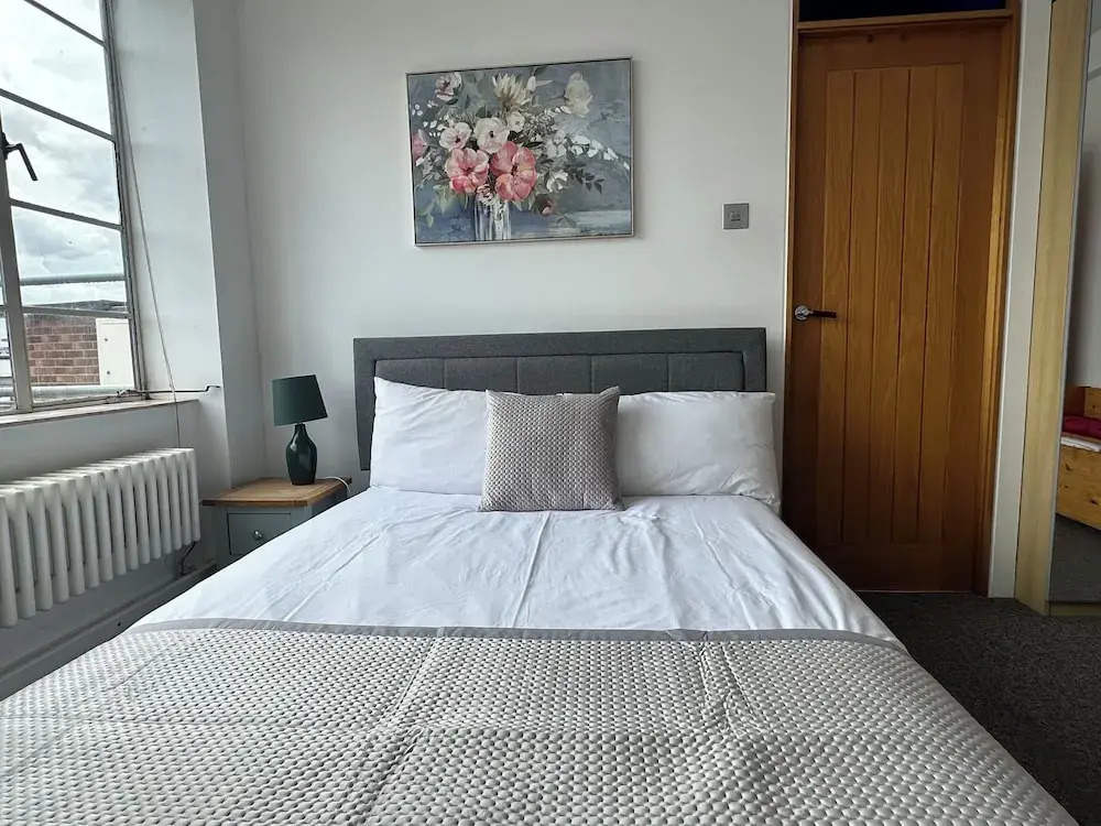 Camden Skyview Quality Apartment
