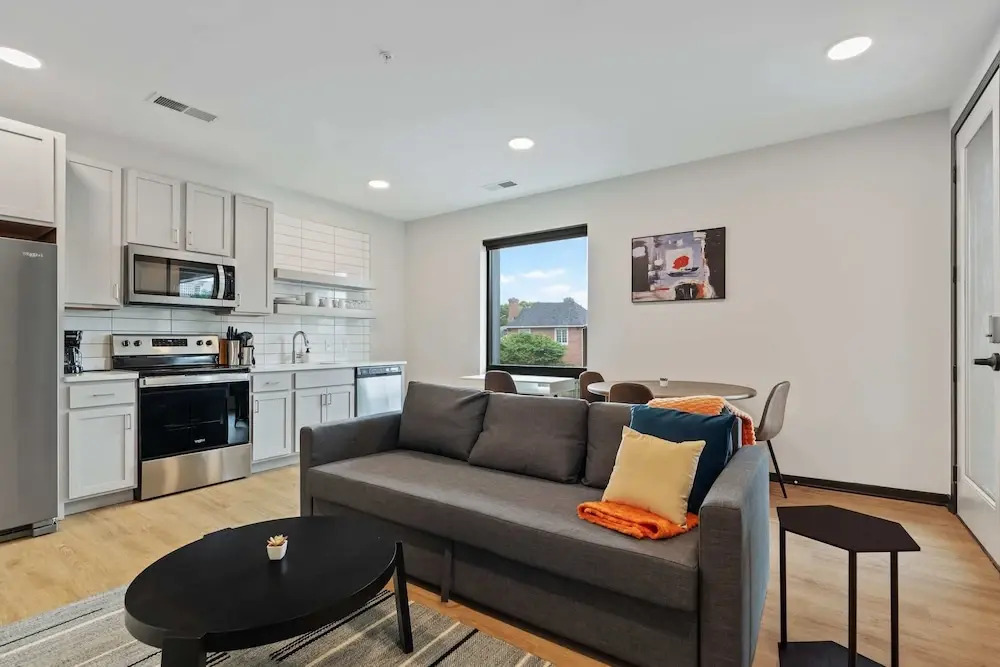 CozySuites at Block20
