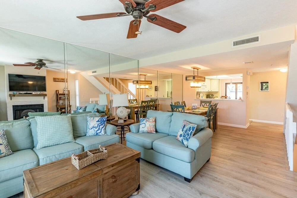 Sea Winds 36 Beach Paradise Come and Soak up the Florida Sunshine and see our Oldest City
