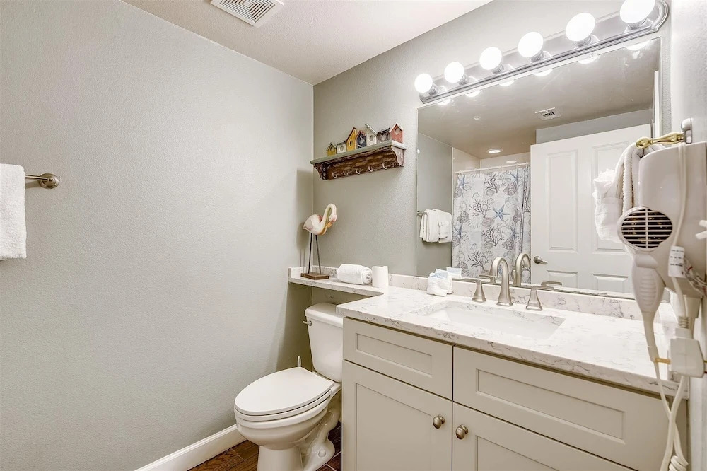 Shores Of Panama 1807 -fantastic 2bd+bunks, Sleeps 8! Reserved Parking! Free Fun 2 Bedroom Condo by RedAwning