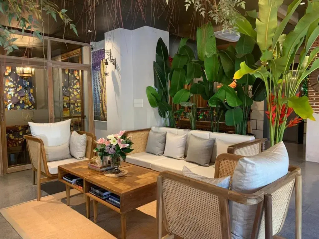 Sanae Oldtown Hotel