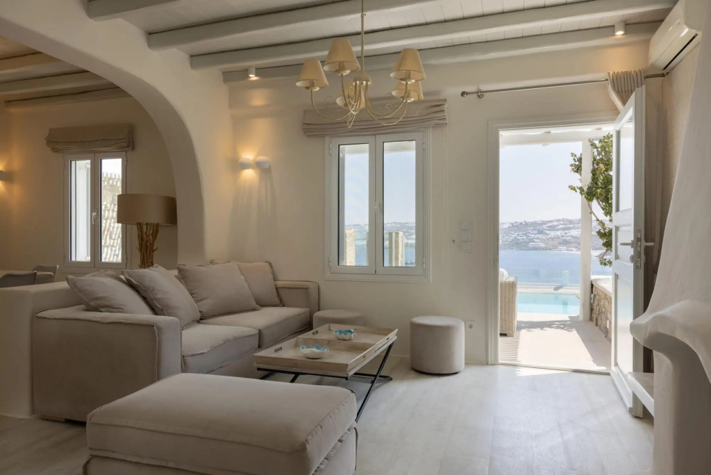 Luxury House with with Jetted Tub & Sea View 3AB