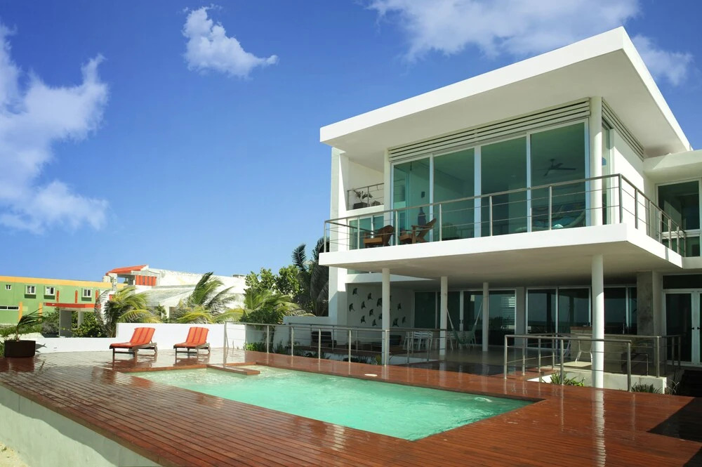 Beachfront Upscale House in Telchac