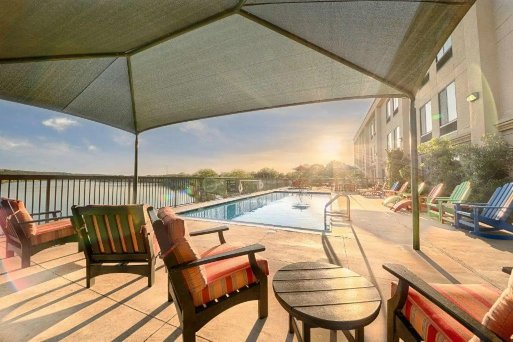 Hidden Falls Inn