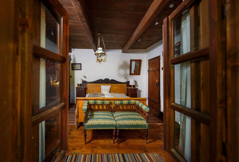 Count Kálnokys Transylvanian Guesthouses