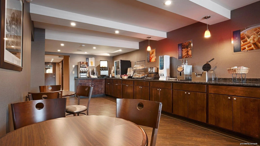 Best Western University Inn at Valparaiso