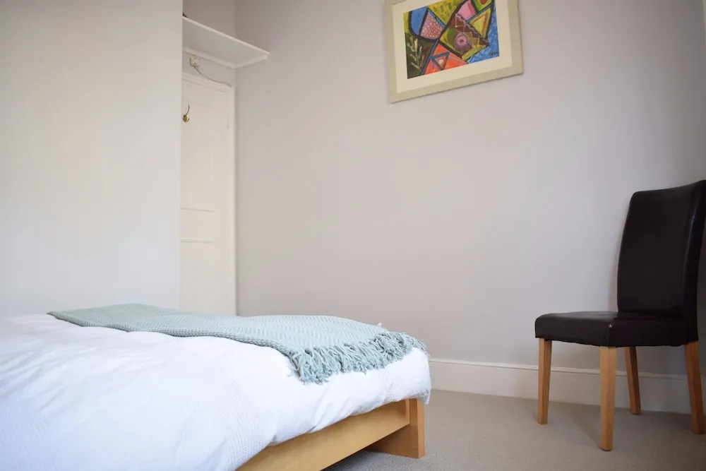 2 Bedroom Apartment Near Clapham Common
