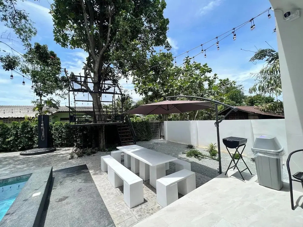 168 Garden Pool Villa
