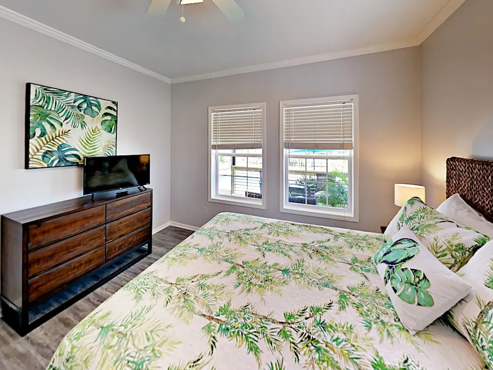 266 Ventura Road House 4 Bedrooms 3 Bathrooms Home