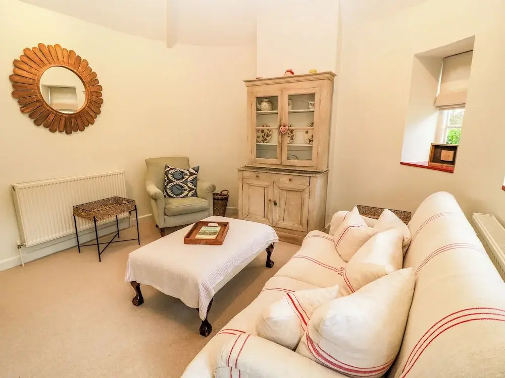 The Elm Coach House