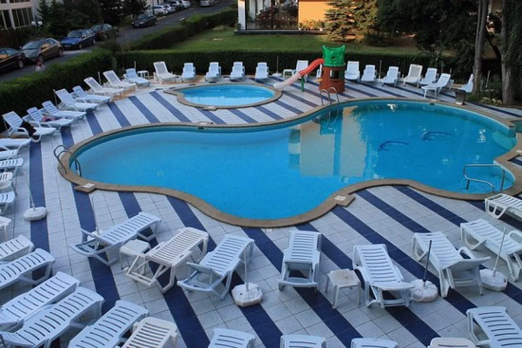 Kalofer Hotel