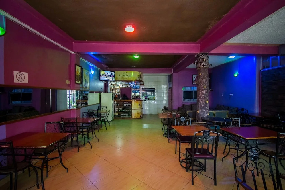 Viewers Park Hotel
