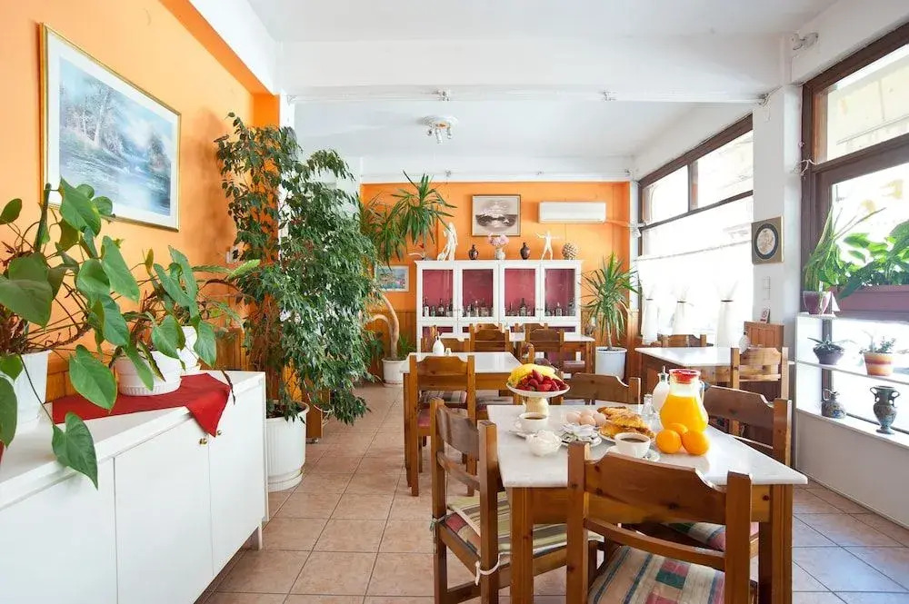 Hotel Athina