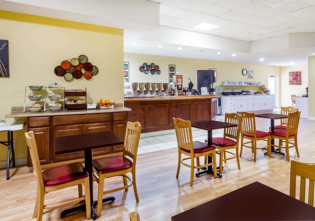 Simple Rewards Inn