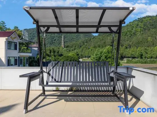 Tiantai Xiangtu Homestay (Guoqing Temple Scenic Area Branch)