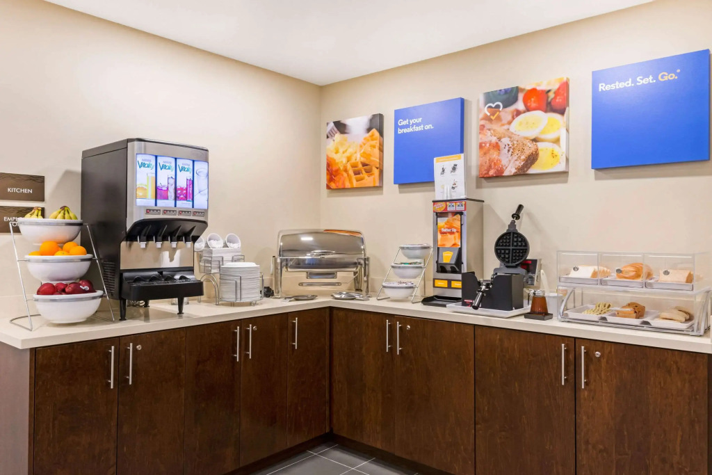 Comfort Inn & Suites