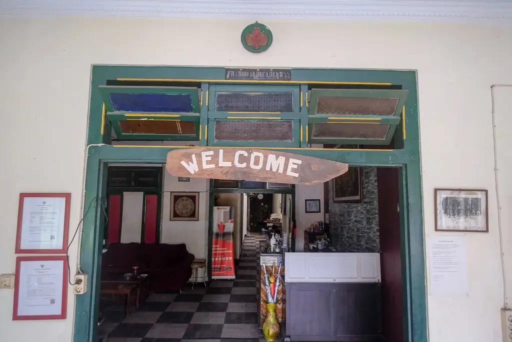RedDoorz near Plengkung Gading