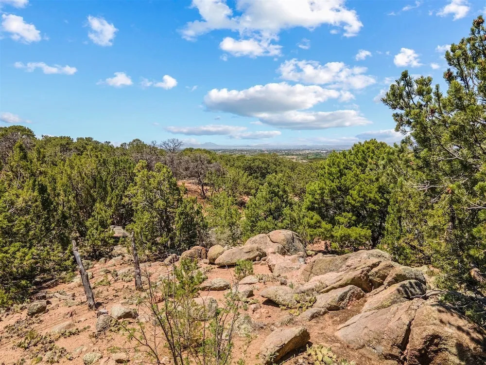 Casa Ladera - Enchanting Home, Nestled in Foothills With Spectacular Views