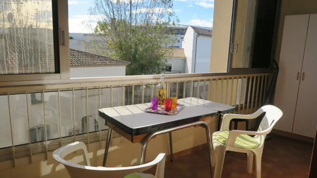 Grand studio familial proche centre et plages