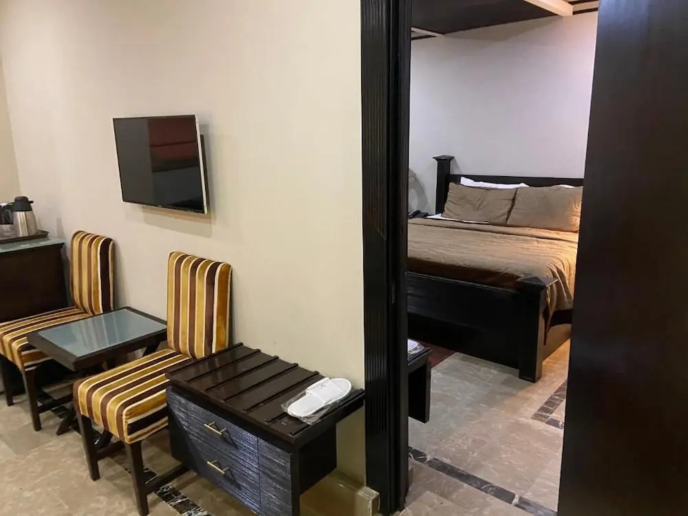 City Centre Suites