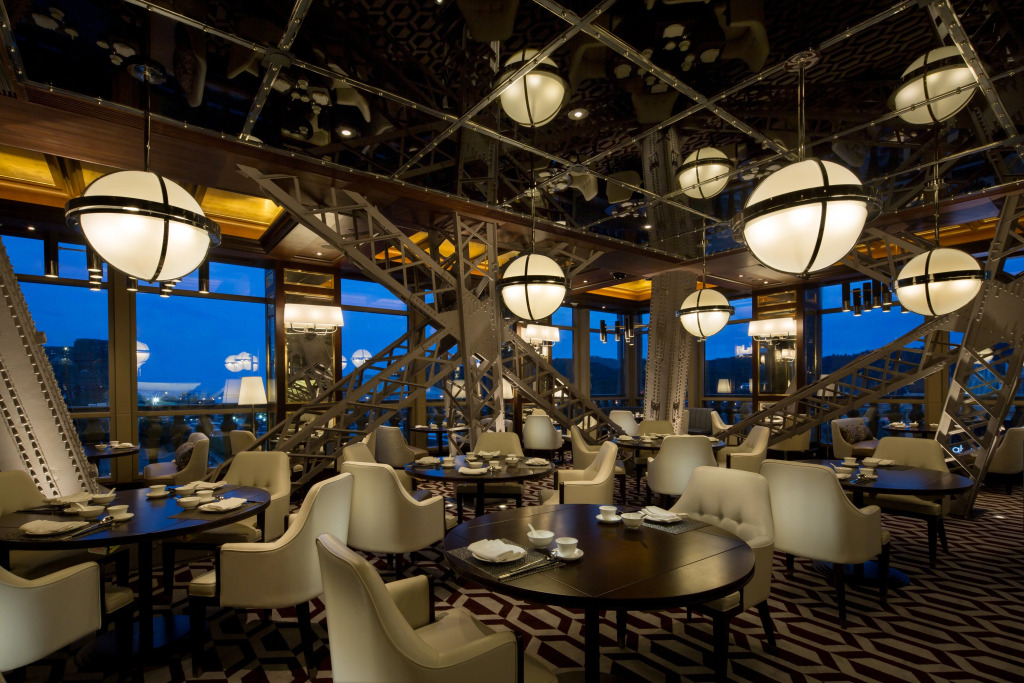 The Parisian Macao