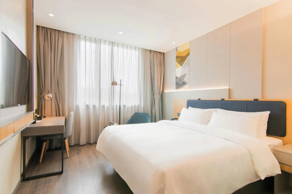 Homeinn Selected Hotel (Shanghai Hongqiao Gubei Yaohong Road Subway Station)