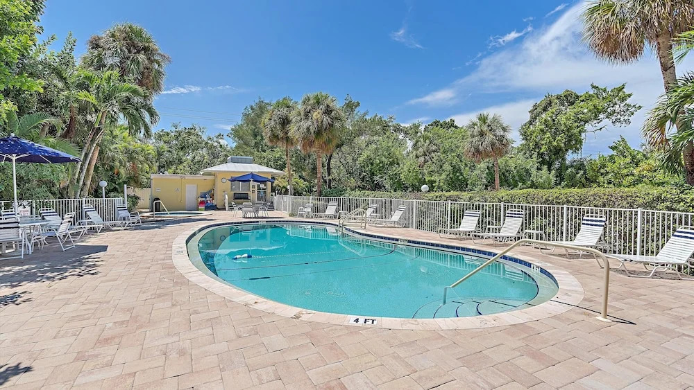 Bayside Hideaway At Beach Castle #27 3 Bedroom Villa