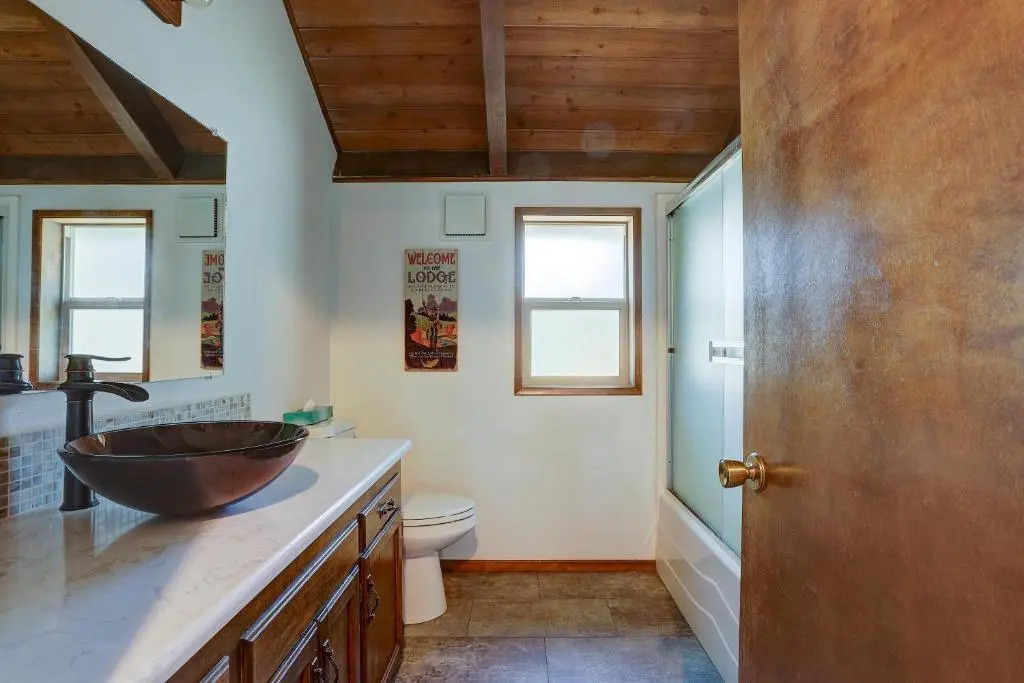 11 Camas-Hot Tub-4BR/2BA