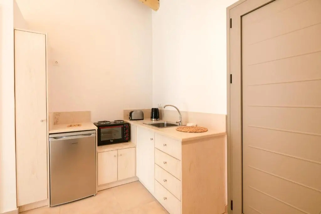 Marina Vista Luxury Studio suites Beach front