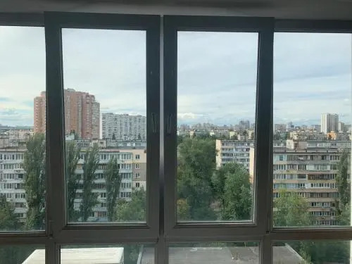One bedroom on Rusanovka