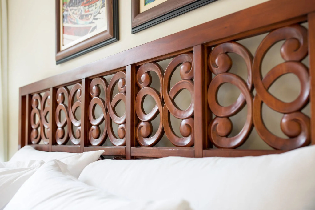 Eden Island Luxury Accommodation