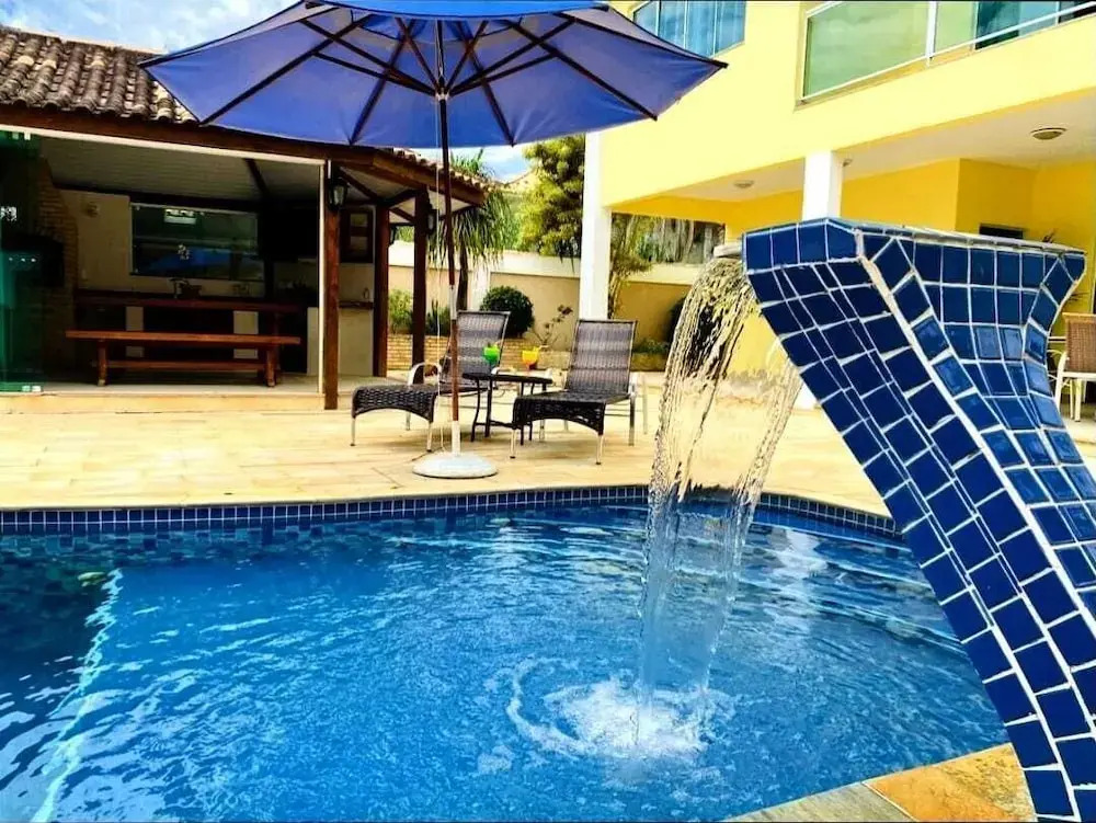 Villa Amarela