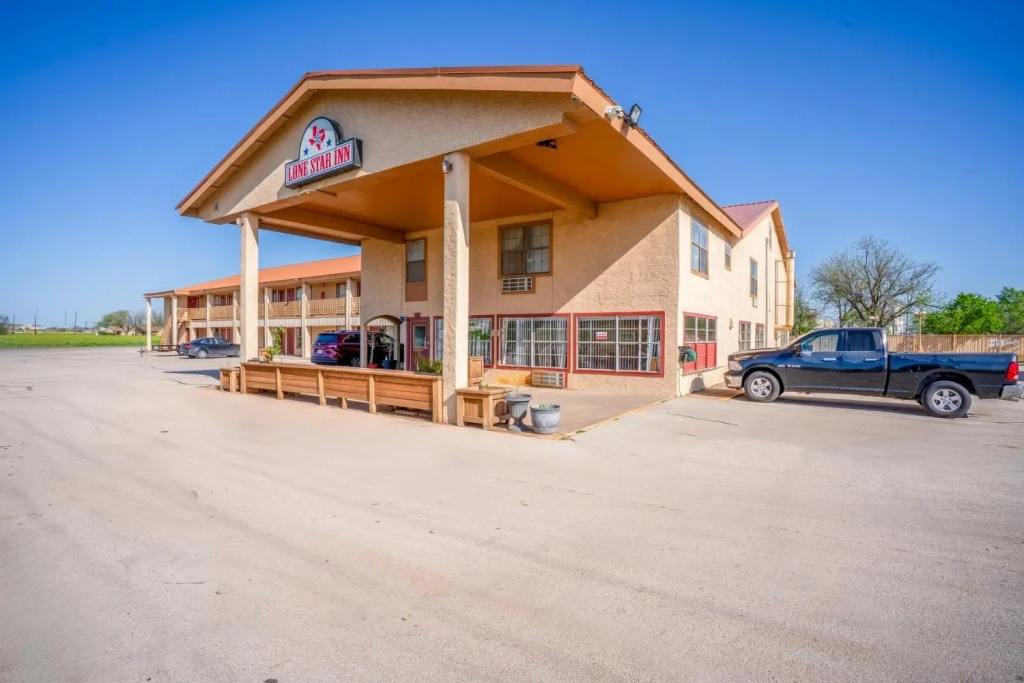 Lone Star Inn by OYO Vernon Texas Hwy 287