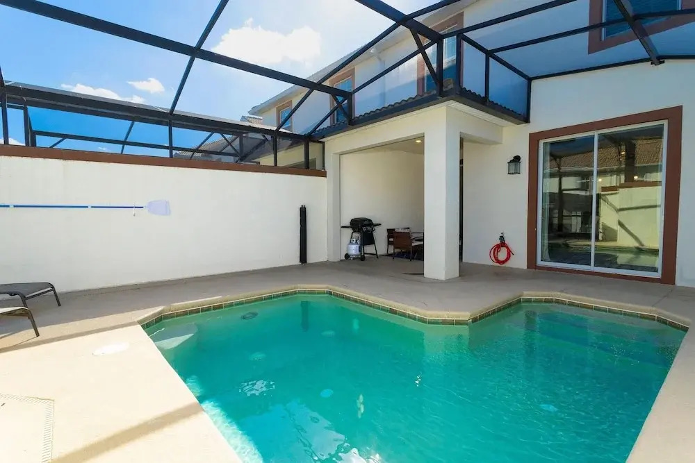 4bd/3ba Champions Gate Home With Private Pool
